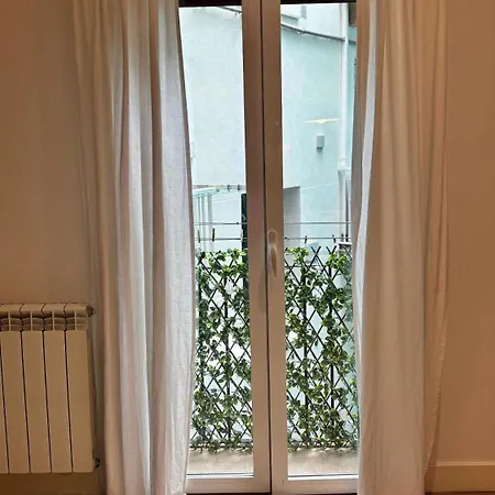 La Romantica Urdaneta *